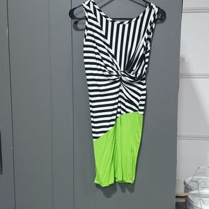 Sleeveless knotted dress